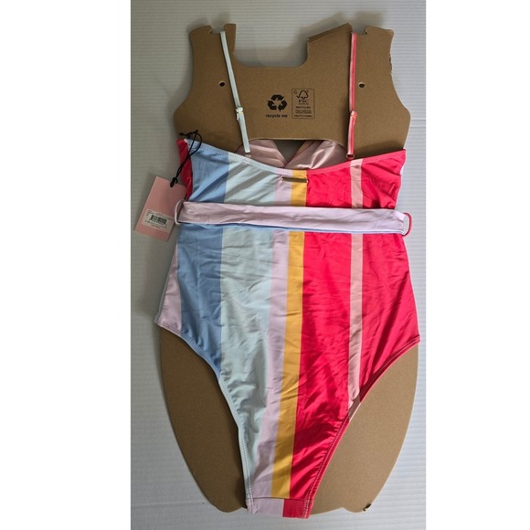Juicy Couture Color Block One Piece Swimsuit With Belt New MSRP $98‎ - Picture 2 of 2